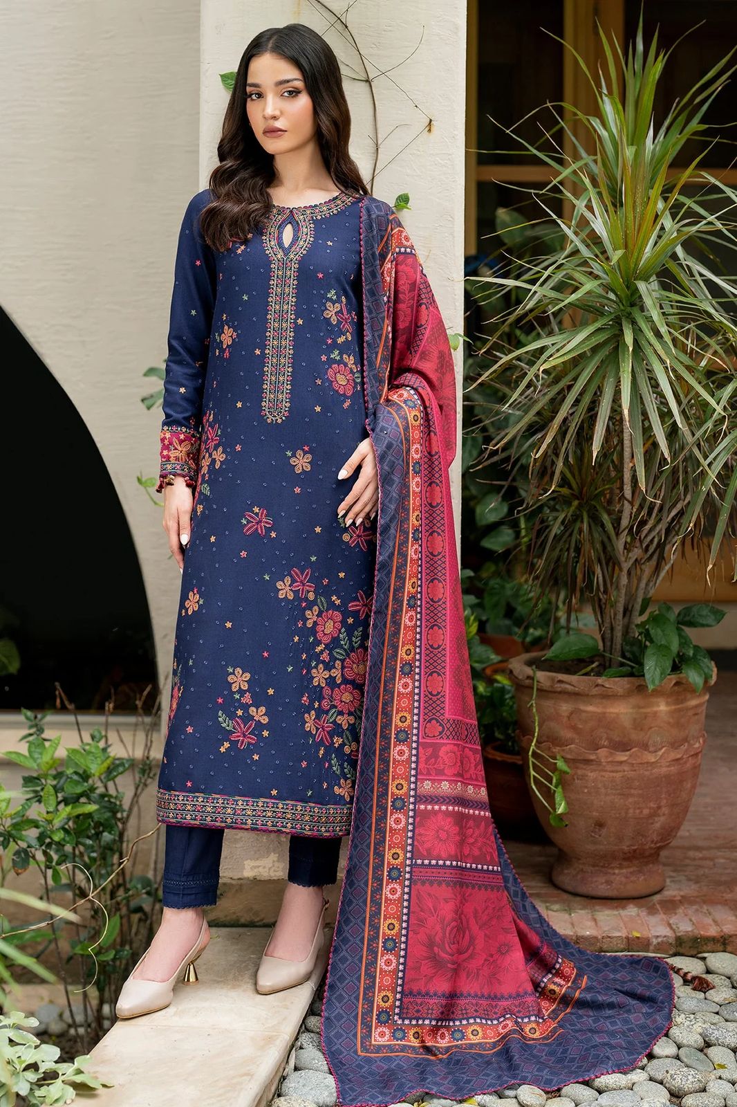 Jazmin D # 127 -01 | 3PC Luxury Lawn |  Digital Print Chiffon Dupatta