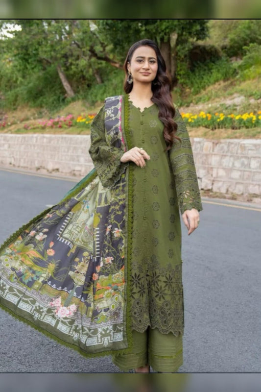 Sapphire D # 105 - 01 | 3PC Luxury Lawn | Monar Juggard Print Duppata