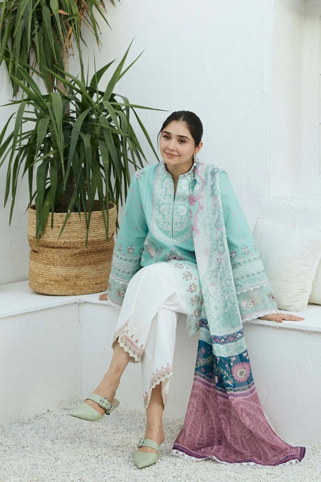 Coco by Zara Shahjahan D # 148 -01 | 3PC Luxury Lawn | Blossom Digital Printed Dupatta