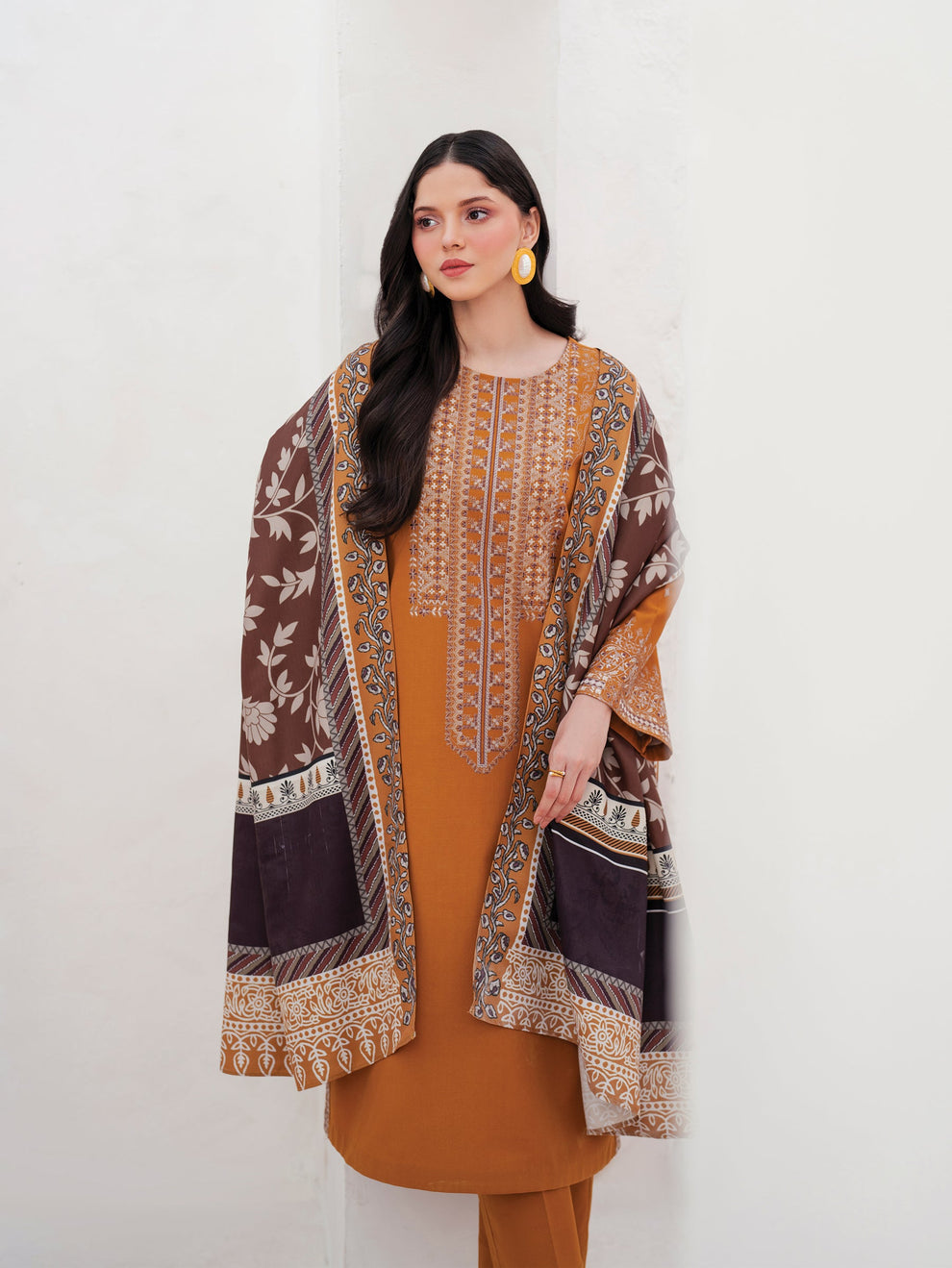 Garnet D # 171 - 01 | 3PC Luxury Lawn | Monar Printed Dupatta