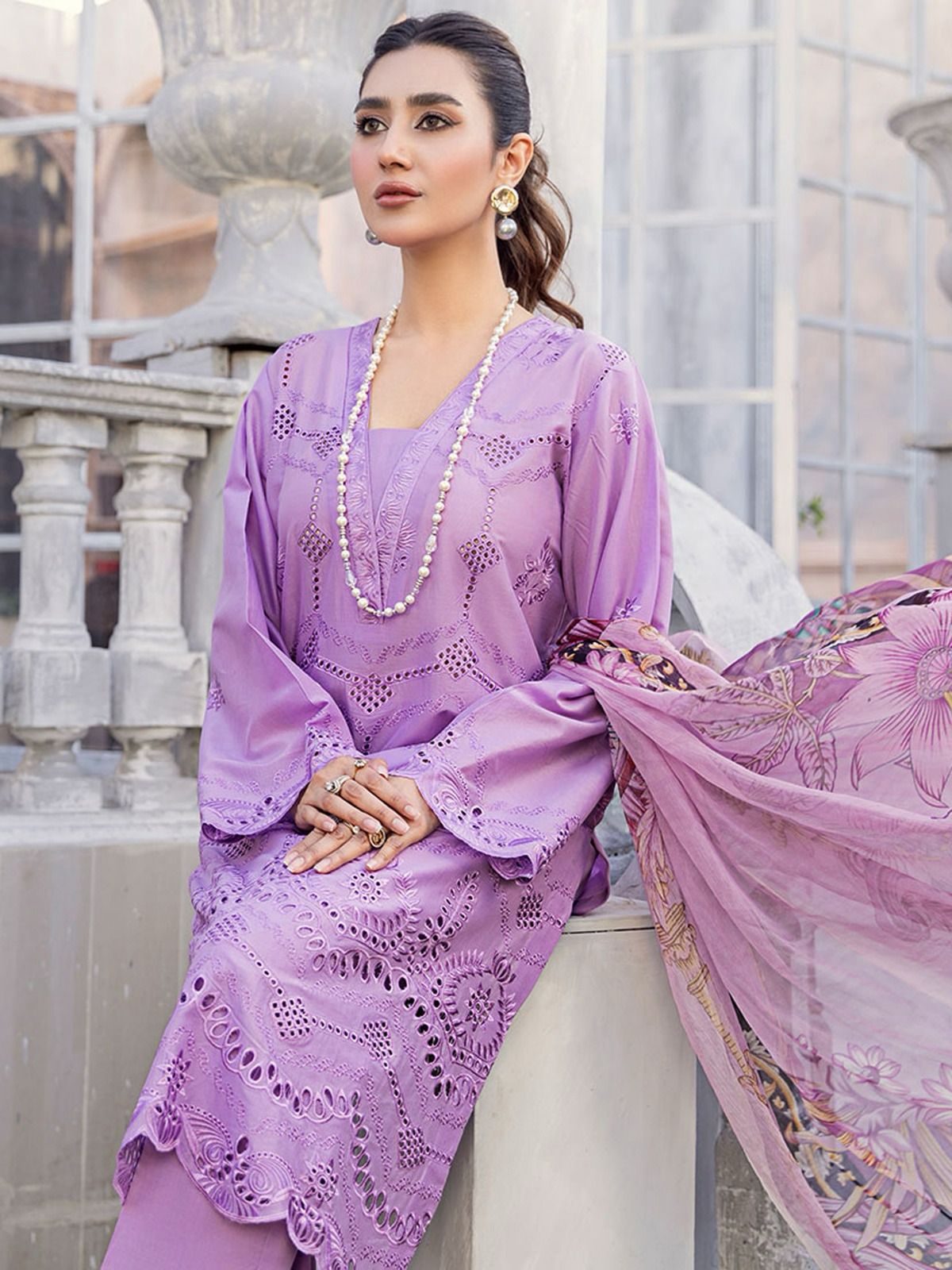 Safwa D # 154 -02 | 3PC Luxury Lawn | Monar Digital Printed Dupatta