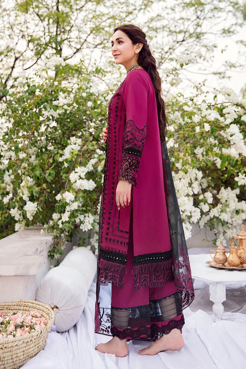 Maria B D # 138 -01 | 3PC Luxury Lawn | Heavy Embroidered Organza Dupatta